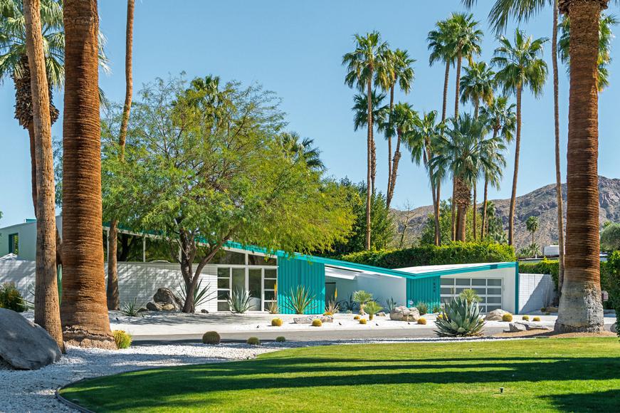 A Guide to Palm Springs' Neighborhoods